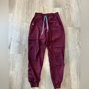FIGS | XSP Maroon Jogger Scrubs